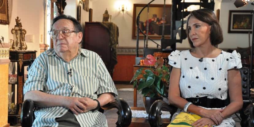 Roberto Bolaños e Florinda Meza falaram sobre a personagem Pópis, de "Chaves", no "Programa do Ratinho" (Foto: Divulgação/SBT) Roberto Bolaños e Florinda Meza falaram sobre a personagem Pópis, de "Chaves", no "Programa do Ratinho" (Foto: Divulgação/SBT)