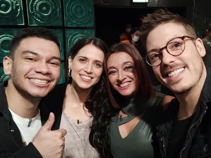 Catia Fonseca foi até o estúdios Globo para gravar o Conversa Com Porchat Catia Fonseca foi até o estúdios Globo para gravar o Conversa Com Porchat