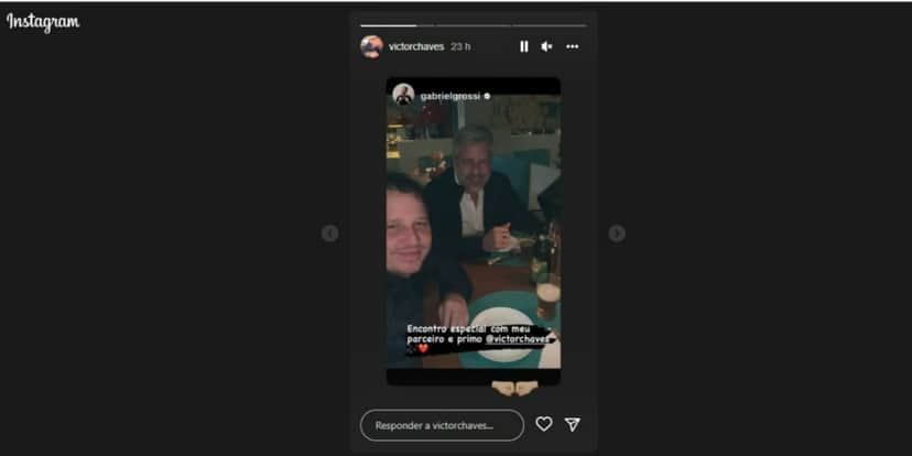 Victor Chaves posou com amigo (Foto: Reprodução/Instagram) Victor Chaves posou com amigo (Foto: Reprodução/Instagram)