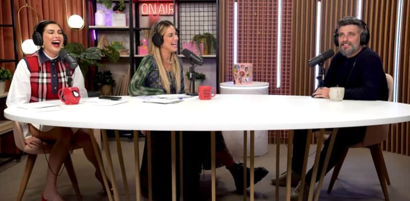 Bruno Gagliasso foi o primeiro entrevistado do Quem Pode, Pod, de Giovanna Ewbak e Fernanda Paes Leme (Foto: Reprodução/YouTube) Bruno Gagliasso foi o primeiro entrevistado do Quem Pode, Pod, de Giovanna Ewbak e Fernanda Paes Leme (Foto: Reprodução/YouTube)