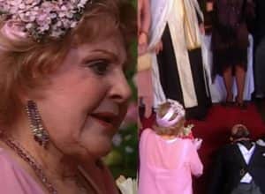 Josefa (Eva Todor) ficará desesperada ao ver Joaquim (Carlos Vereza) morto em O Cravo e a Rosa (Foto: Reprodução / Globo) Josefa (Eva Todor) ficará desesperada ao ver Joaquim (Carlos Vereza) morto em O Cravo e a Rosa (Foto: Reprodução / Globo)