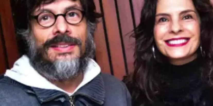 Helena Ranaldi que fez sucesso na novela "A Favorita" anuncia namoro com ator famoso Helena Ranaldi que fez sucesso na novela "A Favorita" anuncia namoro com ator famoso