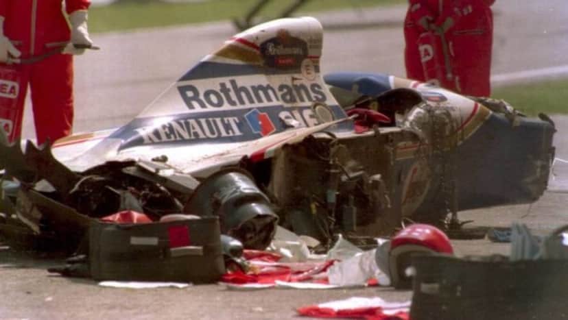 Carro do Ayrton Senna após o acidente que ocorreu em 1994 (Foto Reprodução/Acervo Blog) Carro do Ayrton Senna após o acidente que ocorreu em 1994 (Foto Reprodução/Acervo Blog)