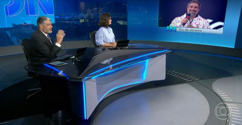 William Bonner elogiou Marcos Mion no Jornal Nacional (Foto: Reprodução) William Bonner elogiou Marcos Mion no Jornal Nacional (Foto: Reprodução)