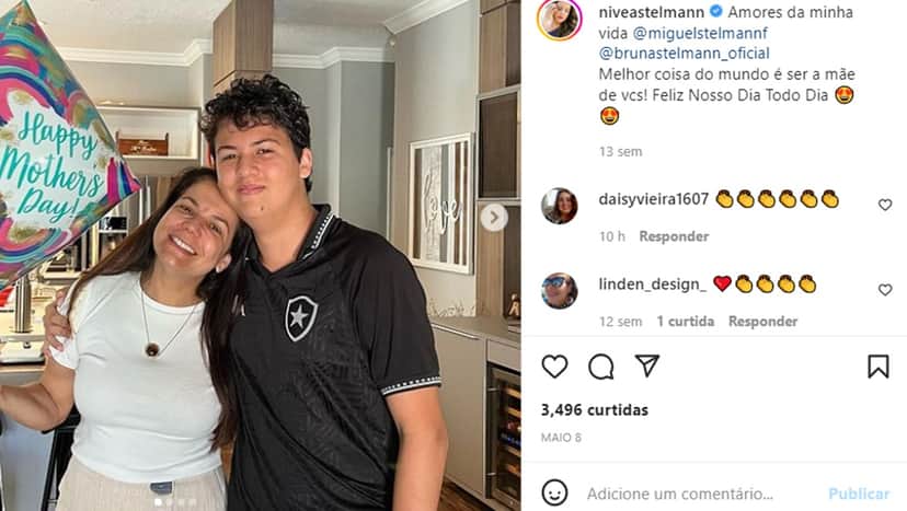 Nívea Stelmann e seu filho Nívea Stelmann e seu filho