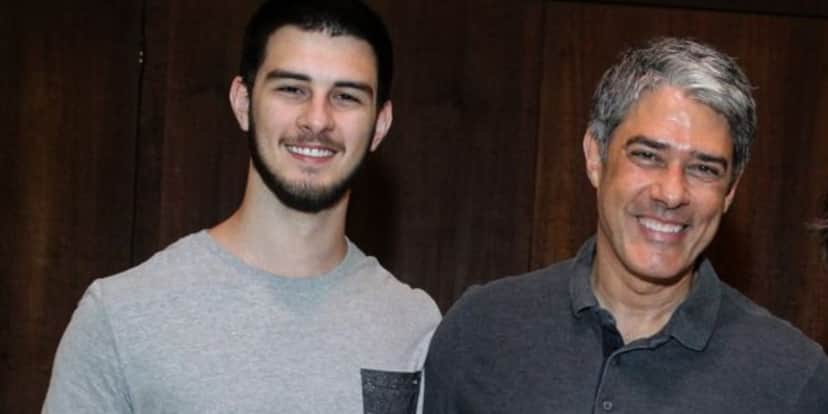 William Bonner e o filho Vinicius (Foto: Reprodução) William Bonner e o filho Vinicius (Foto: Reprodução)