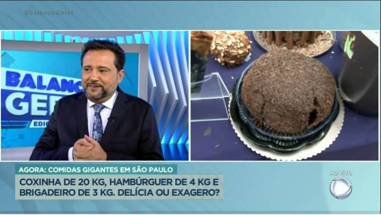 Geraldo Luís ficou tentado pelas comidas que apareceram na matéria do noticiário- Foto: Reprodução Geraldo Luís ficou tentado pelas comidas que apareceram na matéria do noticiário- Foto: Reprodução