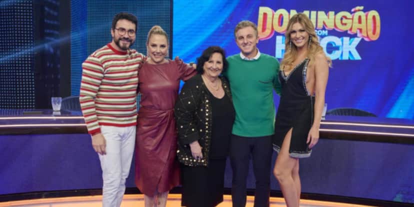 Lívia Andrade em sua estreia no 'Domingão com Huck' (Reprodução: Instagram) Lívia Andrade em sua estreia no 'Domingão com Huck' (Reprodução: Instagram)