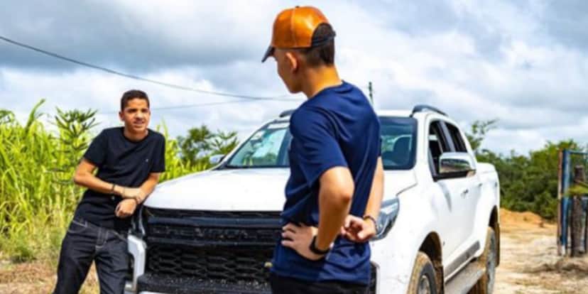 O cantor comprou seu primeiro carro, zero, de 2022 (Foto: Instagram) O cantor comprou seu primeiro carro, zero, de 2022 (Foto: Instagram)