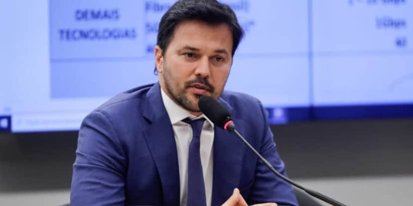 Fábio Faria comentou sobre a renovação de concessão da Globo, que vende no próximo dia 5 de outubro (Foto: Instagram) Fábio Faria comentou sobre a renovação de concessão da Globo, que vende no próximo dia 5 de outubro (Foto: Instagram)