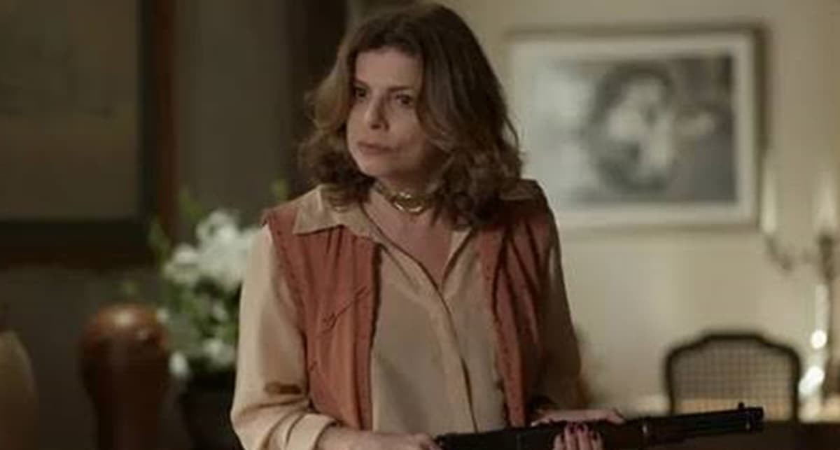 Débora Bloch como Deodora em Mar do Sertão Débora Bloch como Deodora em Mar do Sertão