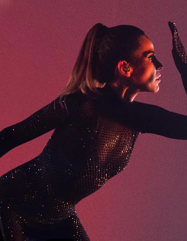 Em estreia da sua nova turnê, Wanessa ousa no look transparente e exibe corpão aos 39 anos - Foto Reprodução Em estreia da sua nova turnê, Wanessa ousa no look transparente e exibe corpão aos 39 anos - Foto Reprodução