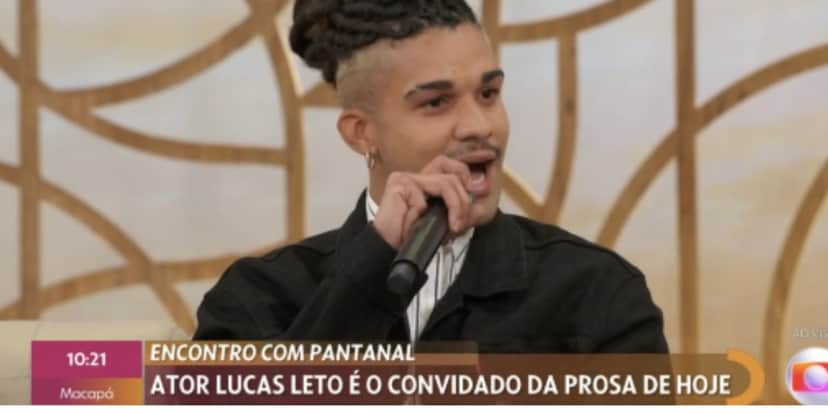 Convidado do Encontro, que bombou em Pantanal como filho de Tenório, é gay, e trocou declarações de amor Convidado do Encontro, que bombou em Pantanal como filho de Tenório, é gay, e trocou declarações de amor