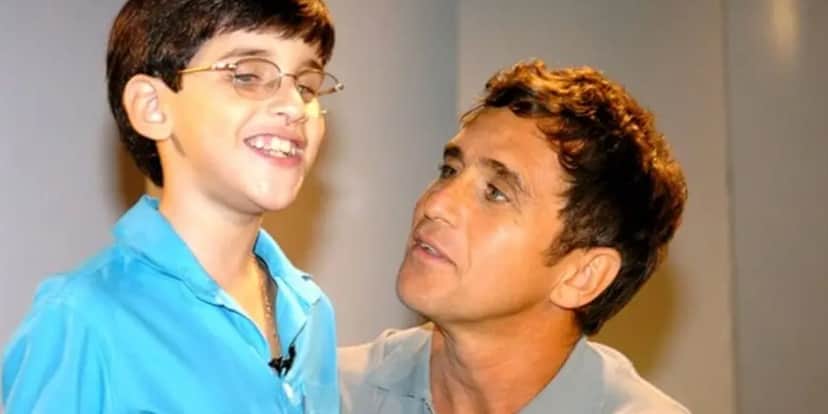 Gabrielzinho também dividiu cena com Marcos Frota em América Gabrielzinho também dividiu cena com Marcos Frota em América