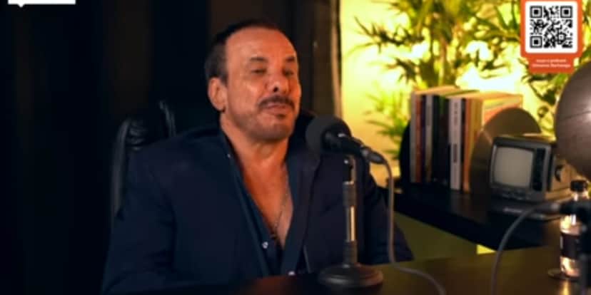 Ralf contou ao André Piunti como se sentia ao trabalhar com o veterano Roberto Carlos (Reprodução: Youtube) Ralf contou ao André Piunti como se sentia ao trabalhar com o veterano Roberto Carlos (Reprodução: Youtube)
