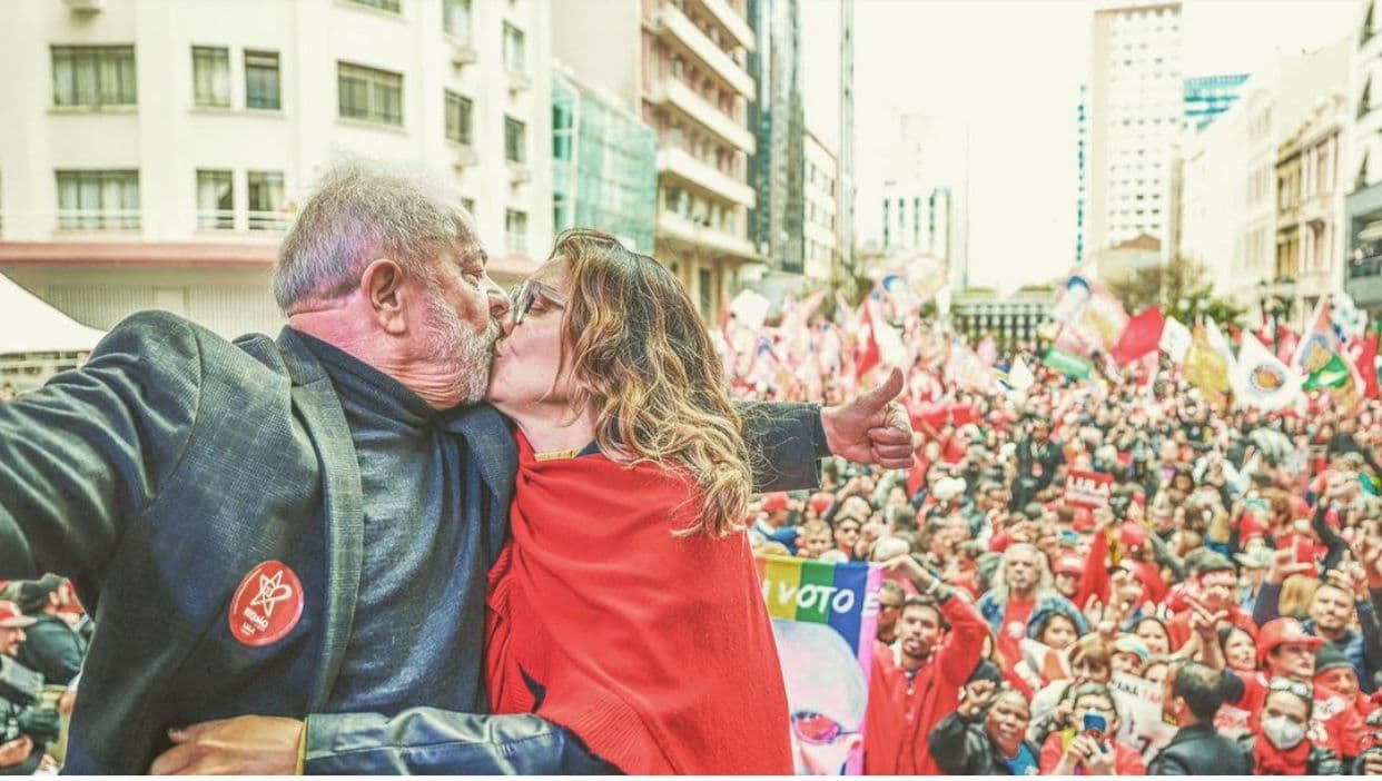Lula e Janja em comício (Reprodução) Lula e Janja em comício (Reprodução)