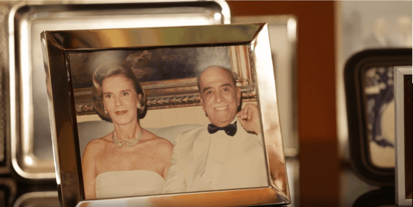 Na casa ainda temos alguns retratos pessoais da família Marinho (Foto Reprodução/Internet) Na casa ainda temos alguns retratos pessoais da família Marinho (Foto Reprodução/Internet)
