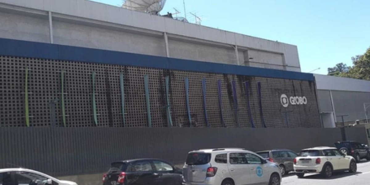Globo está enfrentando problemas para renovar sua concessão por conta do governo de Jair Bolsonaro (Foto: Reprodução) Globo está enfrentando problemas para renovar sua concessão por conta do governo de Jair Bolsonaro (Foto: Reprodução)