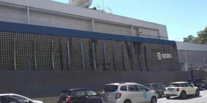 Globo está enfrentando problemas para renovar sua concessão por conta do governo de Jair Bolsonaro (Foto: Reprodução) Globo está enfrentando problemas para renovar sua concessão por conta do governo de Jair Bolsonaro (Foto: Reprodução)