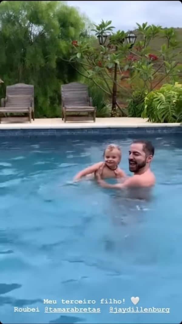 O pequeno é sobrinho de Thales e se chama Santi. - Foto Reprodução O pequeno é sobrinho de Thales e se chama Santi. - Foto Reprodução