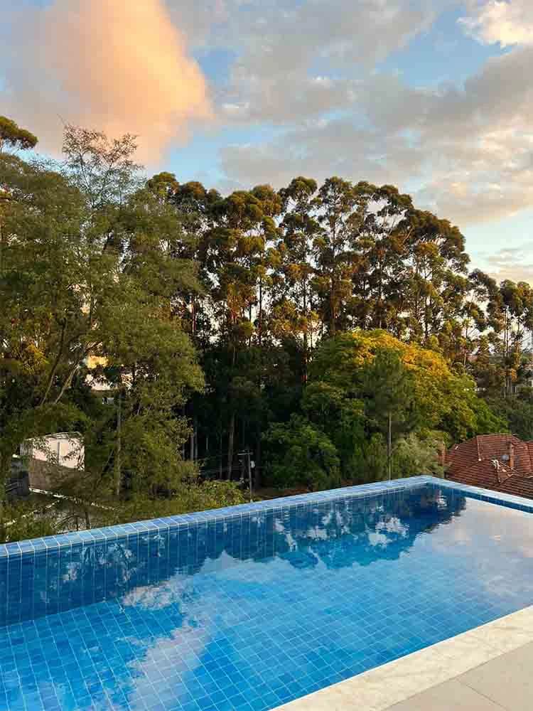 Piscina da casa do famoso - Foto Reprodução Piscina da casa do famoso - Foto Reprodução