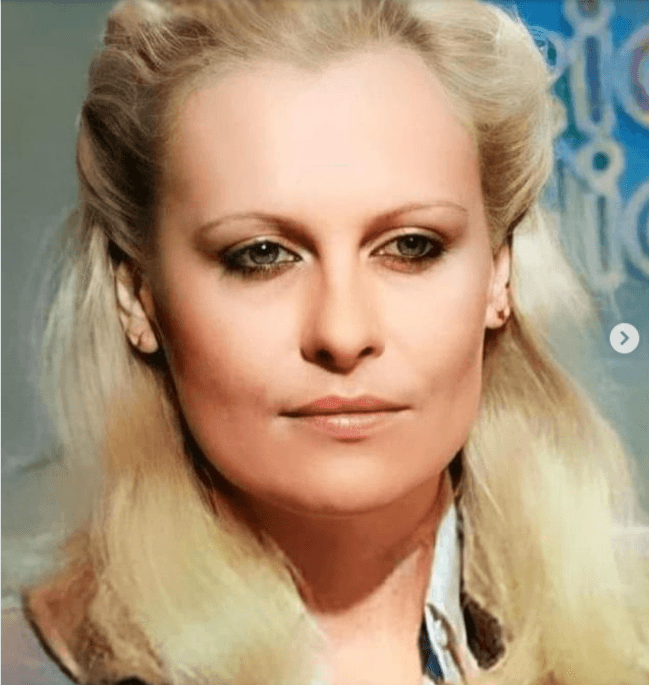 Apresentadora da Globo, Ana Maria Braga, surge em foto com beleza surreal e famosos não economizam nos comentários Apresentadora da Globo, Ana Maria Braga, surge em foto com beleza surreal e famosos não economizam nos comentários