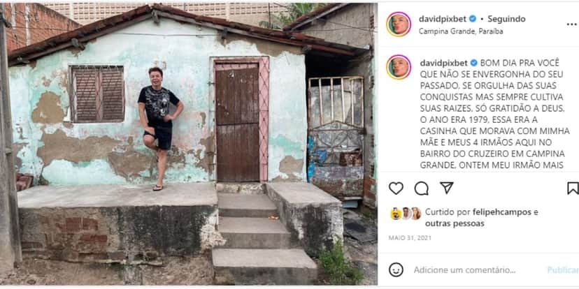 David Brazil mostra casa simples onde morava David Brazil mostra casa simples onde morava