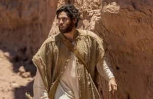 Dudu Azevedo interpreta Jesus na novela bíblica reprisada pela Record TV, que substituirá Reis (Foto: Reprodução / Record TV) Dudu Azevedo interpreta Jesus na novela bíblica reprisada pela Record TV, que substituirá Reis (Foto: Reprodução / Record TV)
