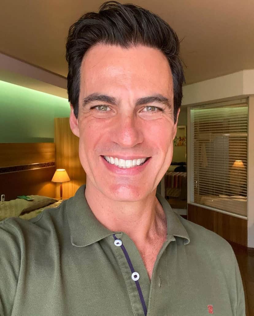 Carlos Casagrande impressionou o Brasil com sua beleza e hoje vive de forma diferente (Reprodução) Carlos Casagrande impressionou o Brasil com sua beleza e hoje vive de forma diferente (Reprodução)