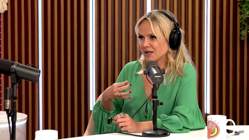 Eliana falou sobre grupo com amigas em entrevista ao podcast 'Quem Pode, Pod' (Foto: Reprodução/YouTube) Eliana falou sobre grupo com amigas em entrevista ao podcast 'Quem Pode, Pod' (Foto: Reprodução/YouTube)