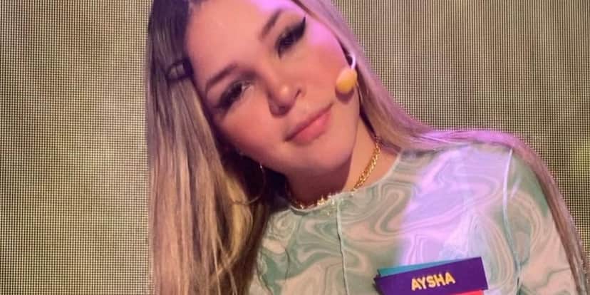 Famosa chama a atenção por conta de beleza (Reprodução) Famosa chama a atenção por conta de beleza (Reprodução)