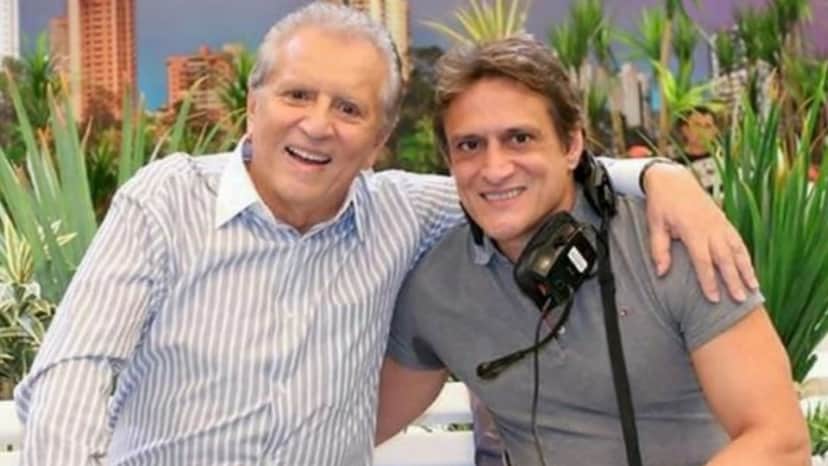 Pai e Filho são contratados de Silvio Santos e fazem sucesso juntos Pai e Filho são contratados de Silvio Santos e fazem sucesso juntos