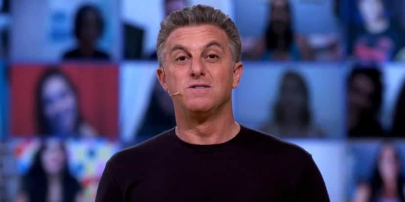 Luciano Huck comanda o Domingão Luciano Huck comanda o Domingão