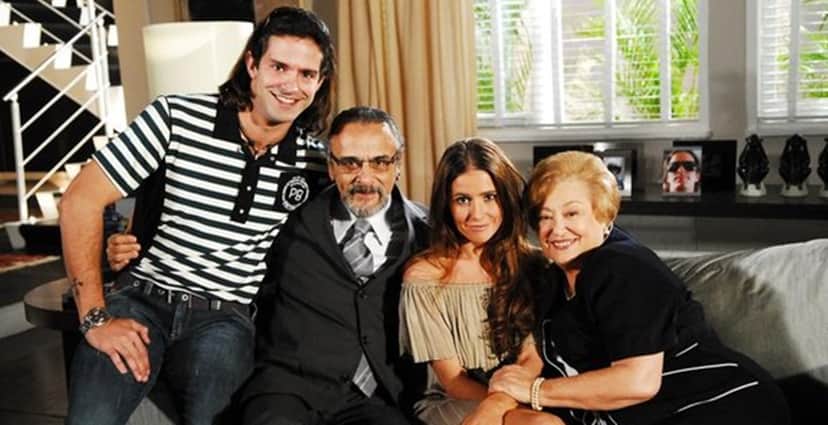 Iran Malfitano em A Favorita. (Foto: Reprodução / TV Globo) Iran Malfitano em A Favorita. (Foto: Reprodução / TV Globo)