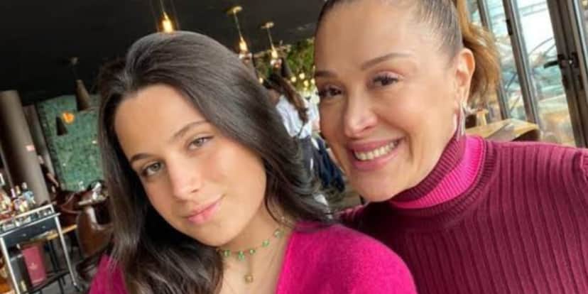 A atriz e sua filha esbanjam beleza (Reprodução: Instagram) A atriz e sua filha esbanjam beleza (Reprodução: Instagram)