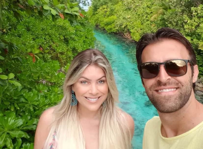 Renata Fan, da Band, recebe declaração de amor, e compartilha divulgando a identidade da sua paixão para todos - Foto Reprodução Renata Fan, da Band, recebe declaração de amor, e compartilha divulgando a identidade da sua paixão para todos - Foto Reprodução