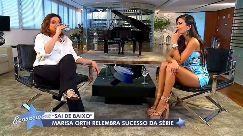 Marisa Orth no Sensacional, da RedeTV! (Foto: Reprodução/YouTube) Marisa Orth no Sensacional, da RedeTV! (Foto: Reprodução/YouTube)