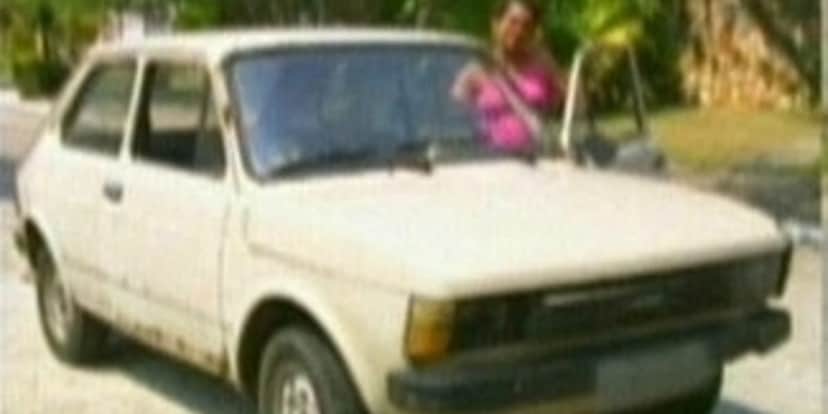 Fiat 147 antes da reforma (Reprodução: Globo) Fiat 147 antes da reforma (Reprodução: Globo)