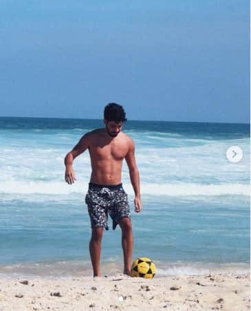 Matheus Costa, ator mirim da novela América, cresceu e se tornou um dos homens mais lindos do Brasil - Reprodução Matheus Costa, ator mirim da novela América, cresceu e se tornou um dos homens mais lindos do Brasil - Reprodução