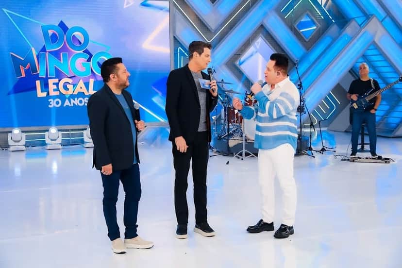 Em participação especial no Domingo Legal, do SBT, Celso Portiolli expõe maior vergonha do cantor Marrone, sucesso no Brasil todo ao lado do Bruno - Foto Lourival Ribeiro / SBT Em participação especial no Domingo Legal, do SBT, Celso Portiolli expõe maior vergonha do cantor Marrone, sucesso no Brasil todo ao lado do Bruno - Foto Lourival Ribeiro / SBT