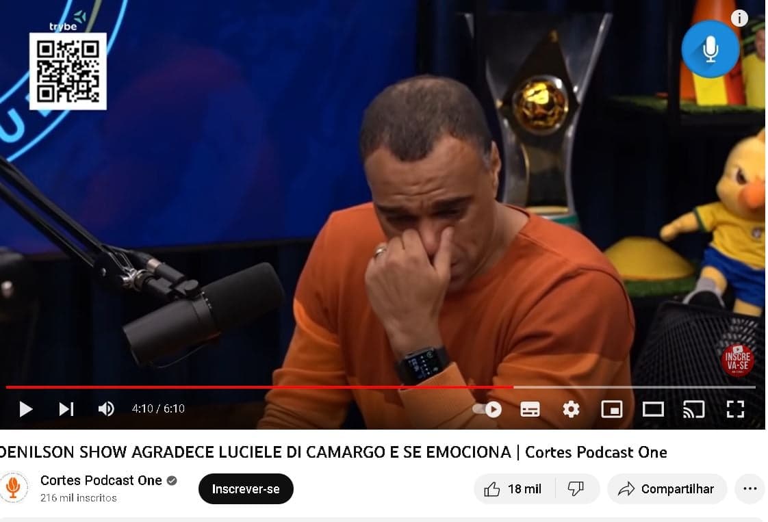 O famoso ex-futebolista, Denilson, chora e não esconde o que sua esposa, Luciele Di Camargo, fez e surpreende a todos - Foto reprodução O famoso ex-futebolista, Denilson, chora e não esconde o que sua esposa, Luciele Di Camargo, fez e surpreende a todos - Foto reprodução