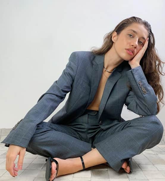 Giovanna Figueiredo, atriz da Globo, que foi vista pelo Brasil inteiro cheia de aparelhos, hoje, sem dúvidas, é uma das mulheres mais lindas e sexys do Brasil - Foto Reprodução Giovanna Figueiredo, atriz da Globo, que foi vista pelo Brasil inteiro cheia de aparelhos, hoje, sem dúvidas, é uma das mulheres mais lindas e sexys do Brasil - Foto Reprodução