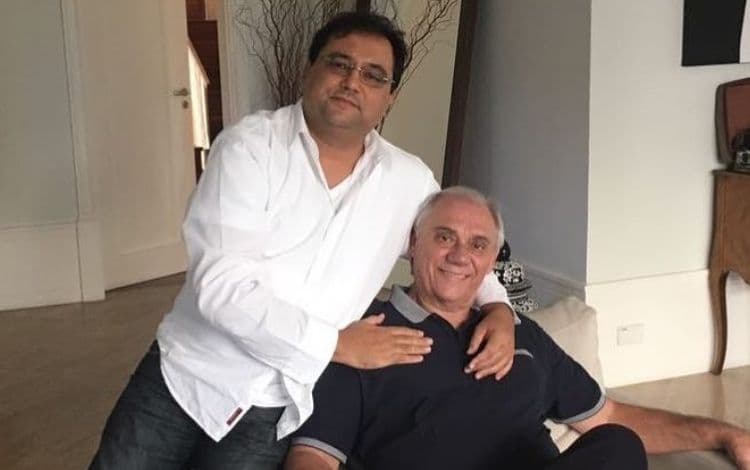 O ex-apresentador da RedeTV! com o jornalista da Record (Foto: Reprodução) O ex-apresentador da RedeTV! com o jornalista da Record (Foto: Reprodução)