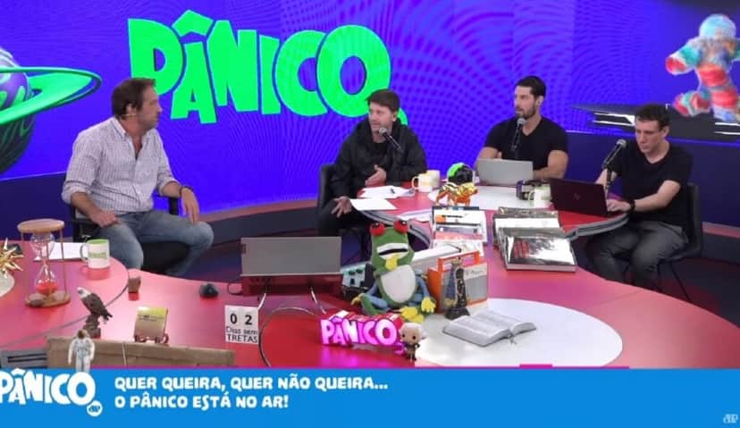Pânico é exibido diariamente na hora do almoço da Jovem Pan Pânico é exibido diariamente na hora do almoço da Jovem Pan