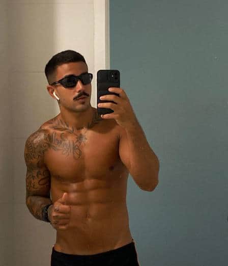 Yuri posa exibindo corpão nas redes sociais Yuri posa exibindo corpão nas redes sociais