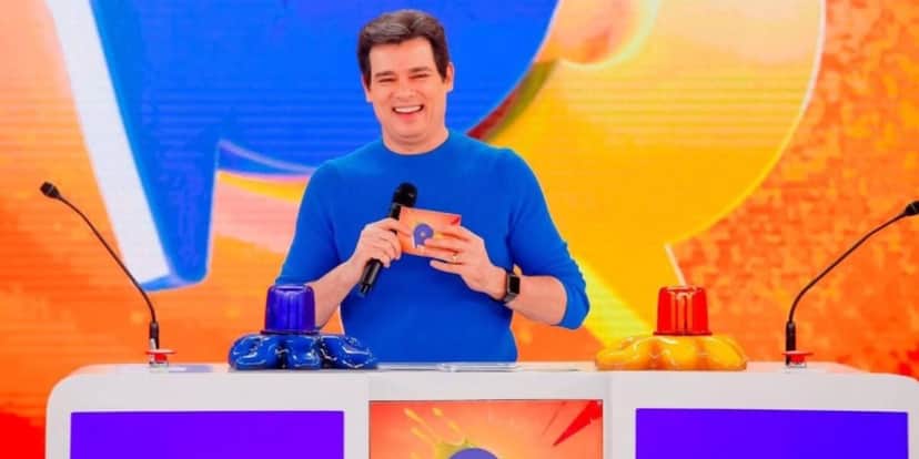 Ratinho e César Filho desmascaram Celso Portiolli (Reprodução - Passa ou Repassa - Domingo Legal SBT) Ratinho e César Filho desmascaram Celso Portiolli (Reprodução - Passa ou Repassa - Domingo Legal SBT)