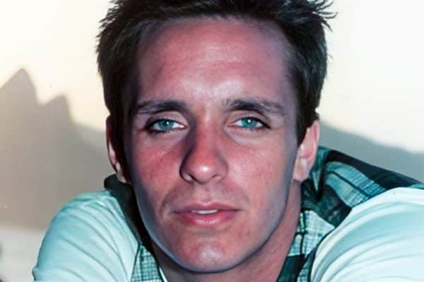Guido Brunini foi um ator da Globo que perdeu batalha para AIDS aos 28 anos (Foto: Reprodução) Guido Brunini foi um ator da Globo que perdeu batalha para AIDS aos 28 anos (Foto: Reprodução)