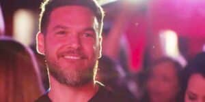 Theo em show na novela Vai na Fé Theo em show na novela Vai na Fé
