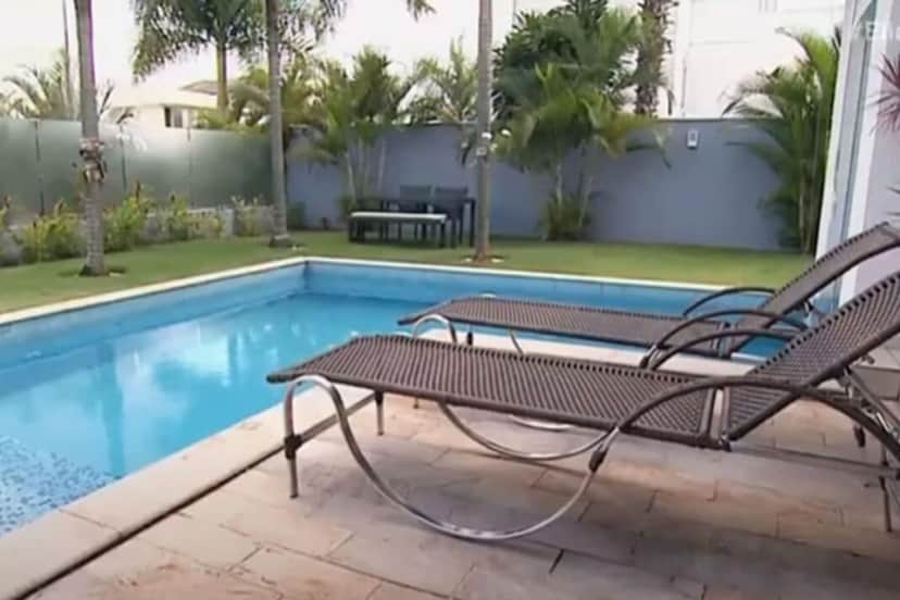A piscina da casa da famosa - Foto Reprodução Internet A piscina da casa da famosa - Foto Reprodução Internet