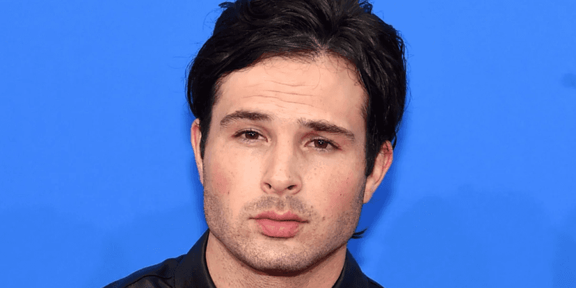 Ídolo de novela teen Cody Longo é encontrado morto em sua residência (Foto: Instagram) Ídolo de novela teen Cody Longo é encontrado morto em sua residência (Foto: Instagram)
